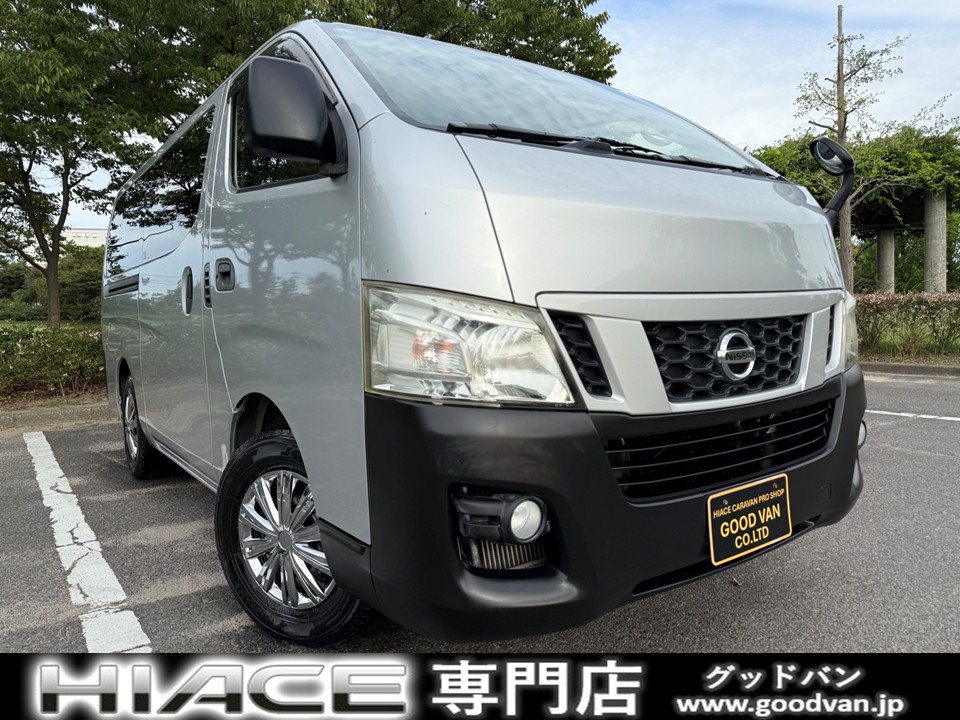ロングDX　切替４ＷＤ　ディーゼルターボ　５ドア　６人乗り　オートマ　フォグランプ　キーレス　ＥＴＣ　ヘッドライトレベライザー　ＴＶ　ナビ　バックカメラ　パワステ　パワーウインドウ　エアコン　車検Ｒ７年１１月