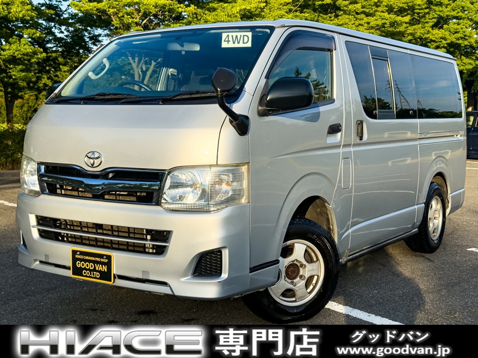 関西仕入☆アルミホイール！４ＷＤディーゼル５ドア６人　　４ＷＤ　ディーゼルターボ　６人乗り　５ドア　キーレス　　電格ミラー　パワーヒート　ＴＶ　ＳＤナビ　バックカメラ　Ｂｌｕｅｔｏｏｔｈ　ＥＴＣ　アルミホイール　関西仕入れ　盗難防止装置　修復歴無し
