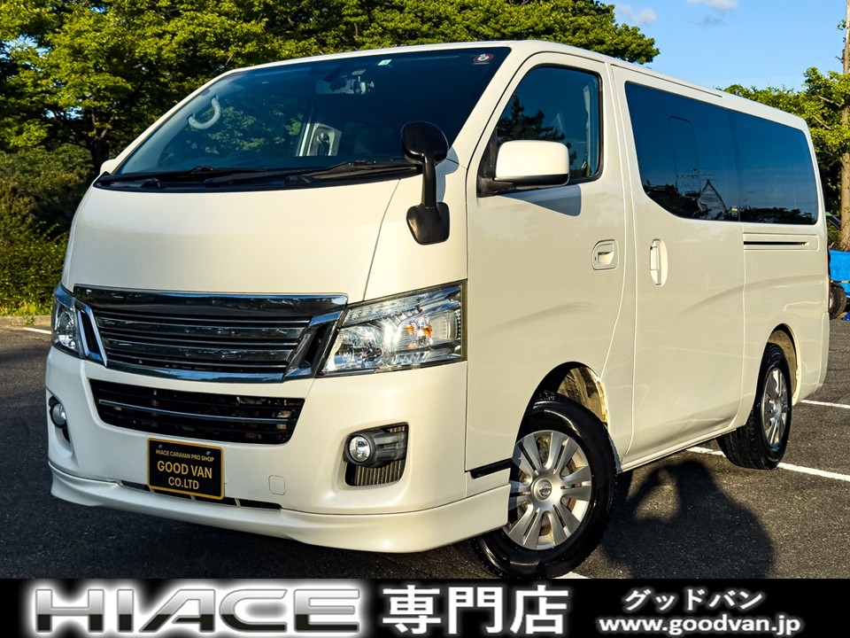 関東仕入４ＷＤディーゼル！５ドア地デジＴＶナビＢカメラ　　切替４ＷＤ　ディーゼルターボ　ＡＴ　５人乗り　フォグ　スマートキー　プッシュスタート　電格ミラー　オートクローザー　ＥＴＣ　地デジＴＶ　Ｂカメラ　ドラレコ　Ｗエアコン　ＢＴ　関東仕入　修復歴無し